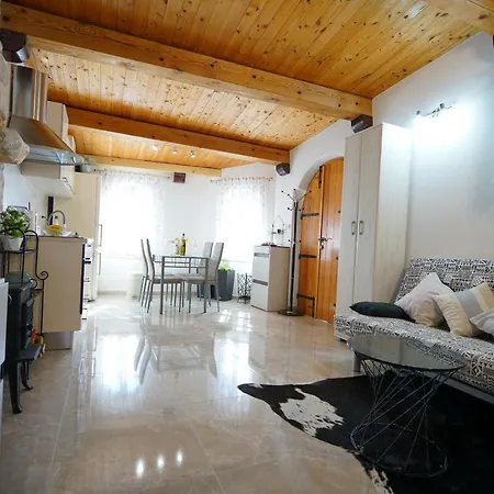 Angelina - Stone House *