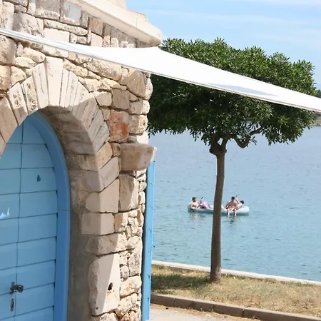 Angelina - Stone House